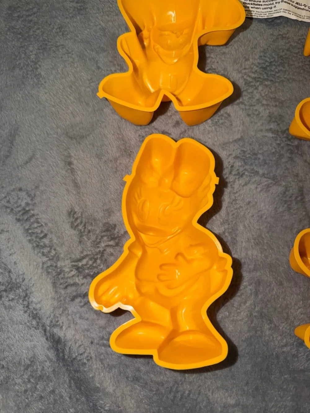 Vintage Disney Duck Tales Jello Mold 1989 Yellow Set of 4 Promotional Gelatin